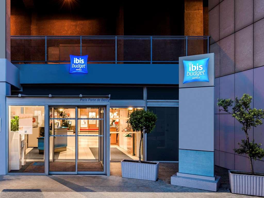 Ibis Paris Porte De Bercy Charenton-le-Pont Esterno foto