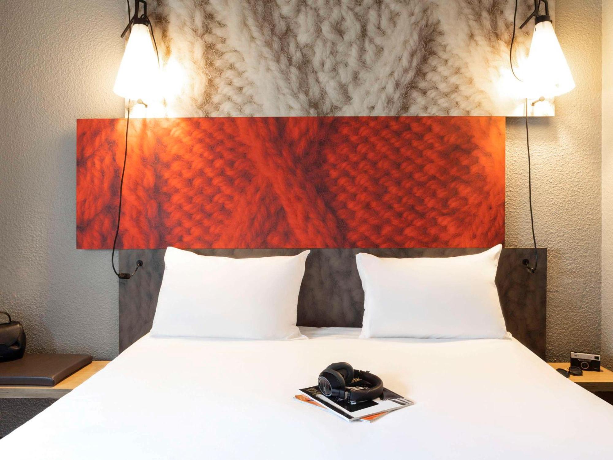 Ibis Paris Porte De Bercy Charenton-le-Pont Esterno foto